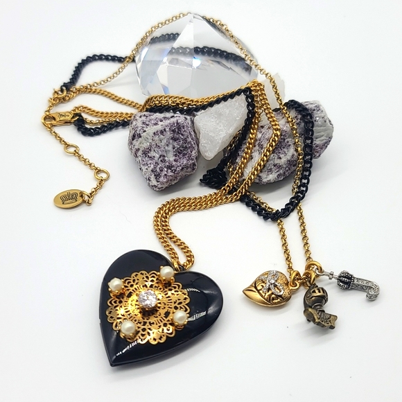 JUICY COUTURE Victorian Blk Heart ๐ค Pend w/ Gold Filigree, Pearls, Rhinestones! - Picture 1 of 14